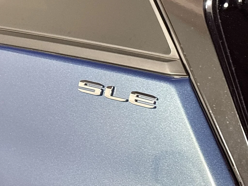 Used 2024 Blue GMC SLE image 23