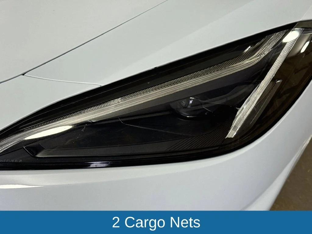 Used 2023 White Chevrolet Stingray image 36