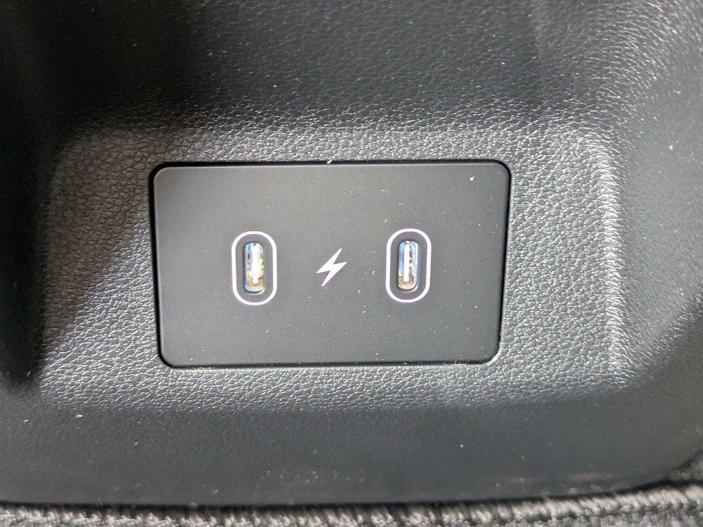 New 2026 Green Hyundai SEL Premium FWD image 15