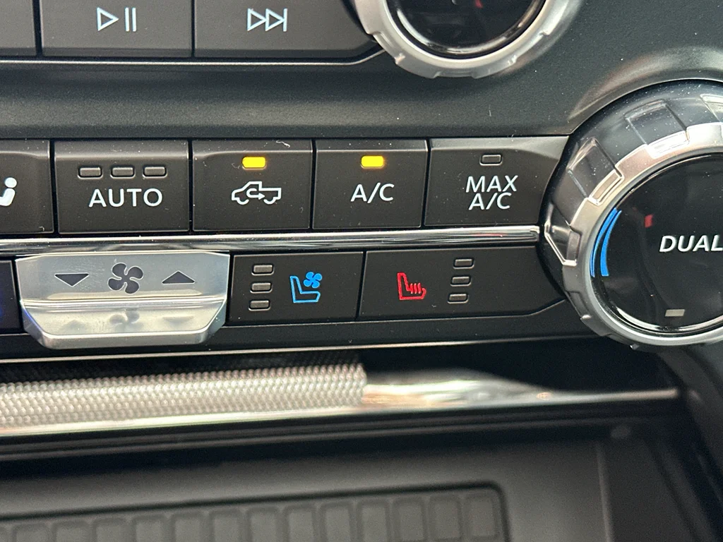 2025 Ford F-150 Lariat - Photo 26