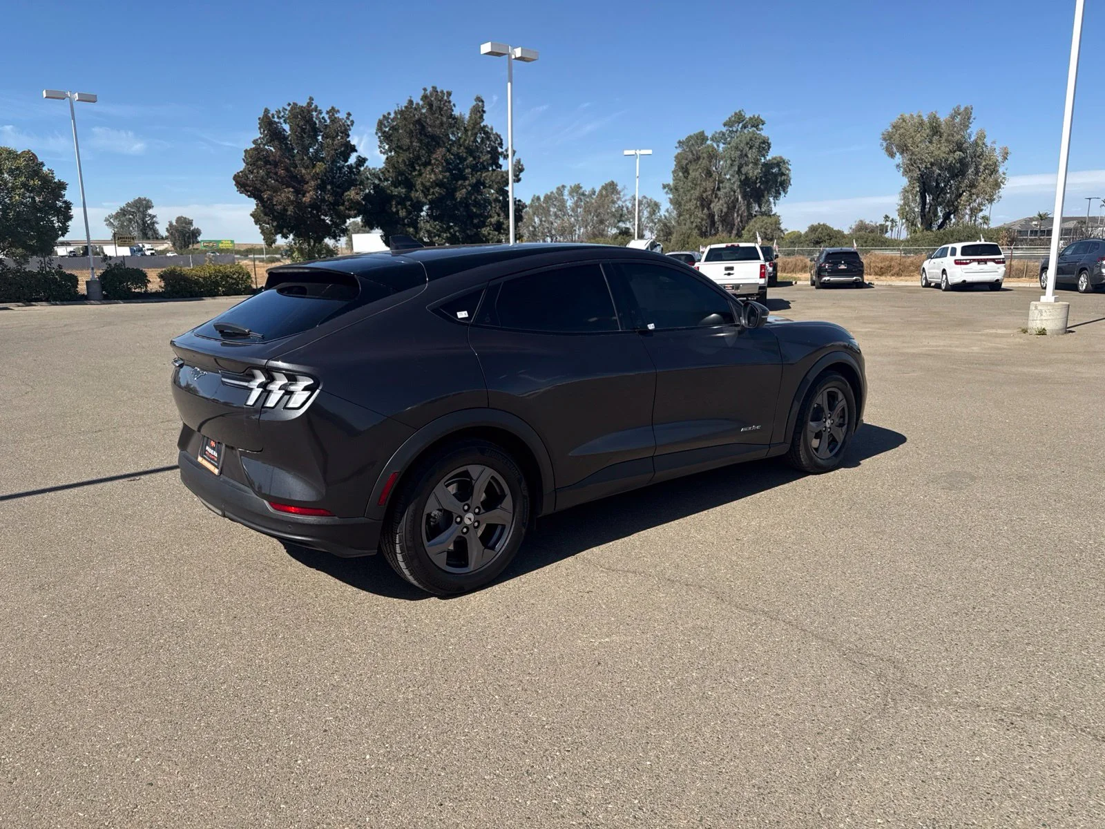 Used 2022 Gray Ford Select image 5