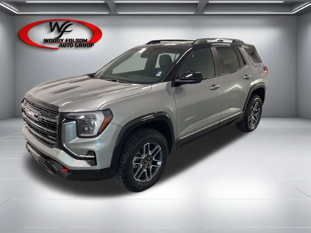 New 2027 Sterling Metallic GMC AT4 image 3