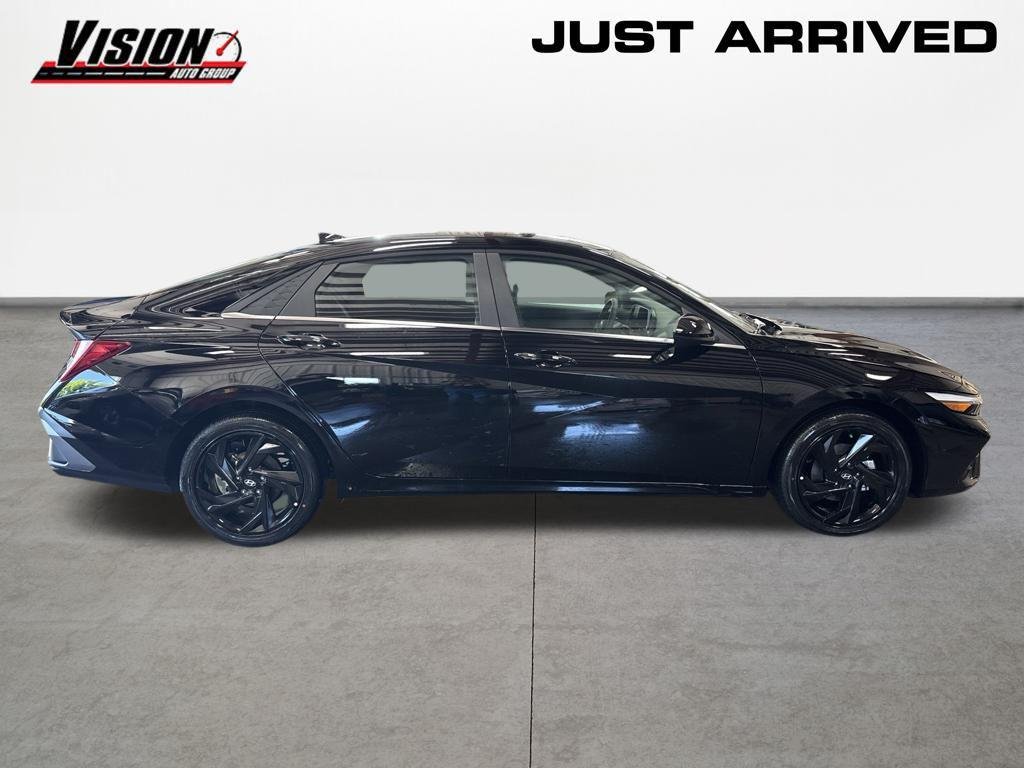 New 2026 Black Hyundai SEL Sport Premium image 6