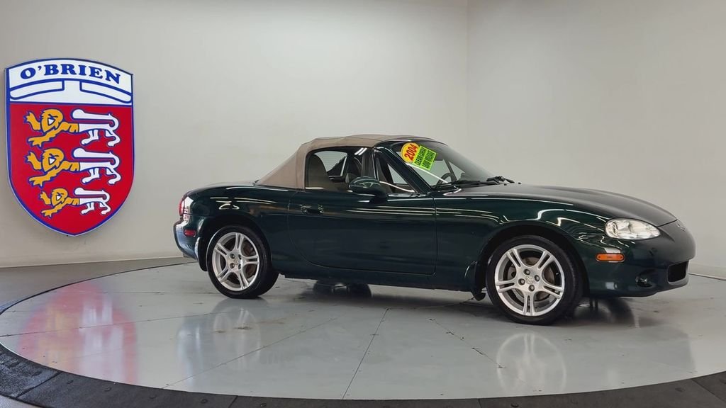 Used 2004 Emerald Mica Mazda Base image 3