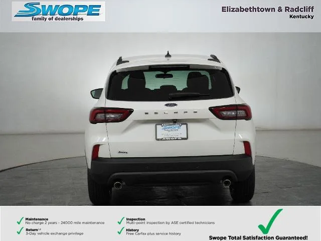 New 2026 Star White Metallic Tri-coat Ford ST-Line image 5