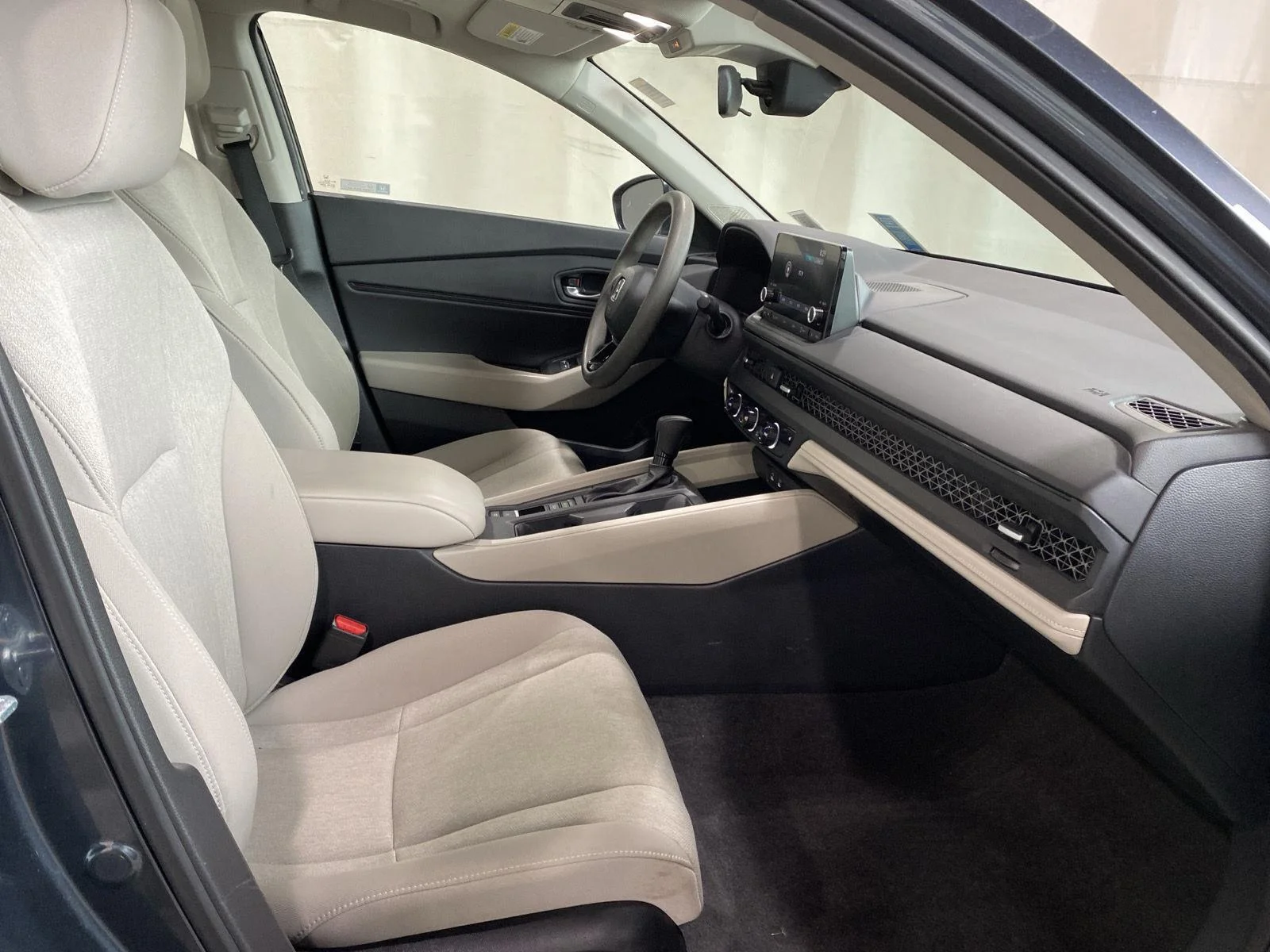 Used 2024 Meteorite Gray Metallic Honda  image 12