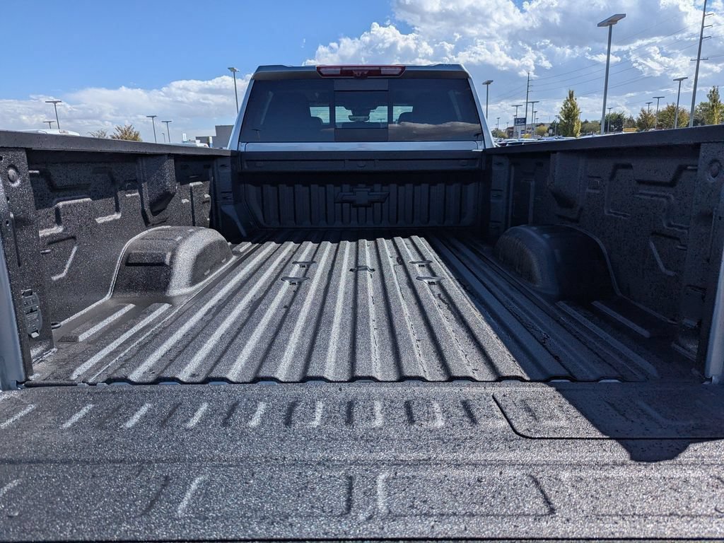 2026 Chevrolet Silverado 3500HD LTZ - Photo 37