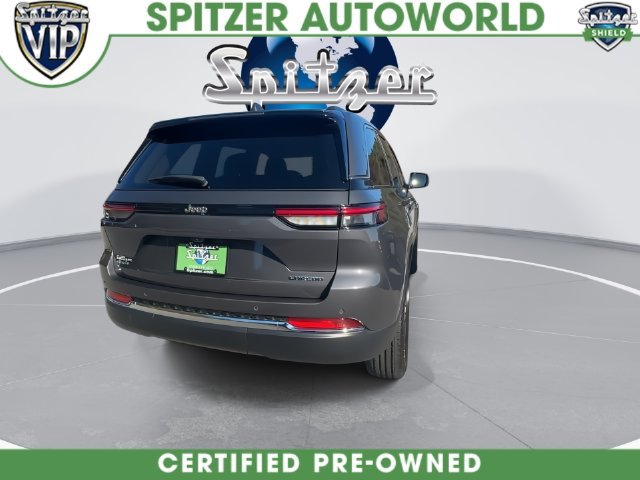 Used 2023 Gray Jeep Laredo image 13