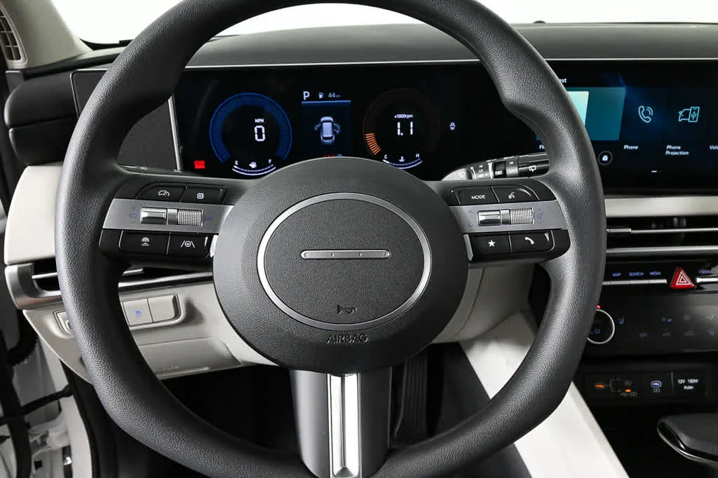 New 2026 Phantom Black Hyundai SEL FWD image 17