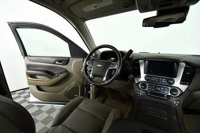 Used 2018 White Chevrolet Premier image 19