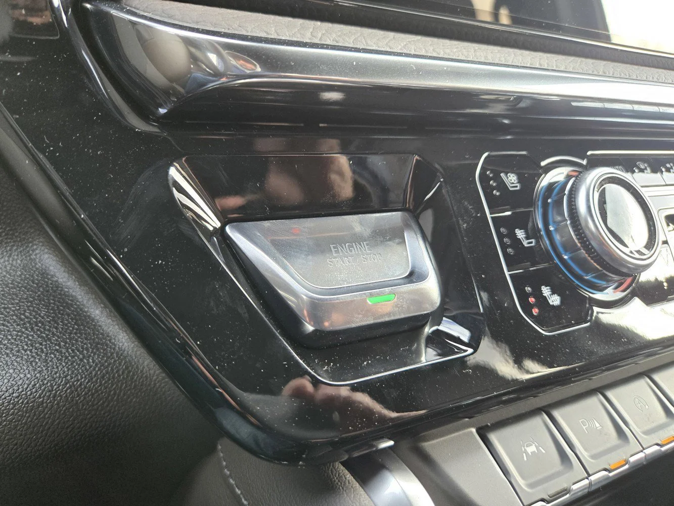 2026 GMC Sierra 1500 Denali - Photo 14