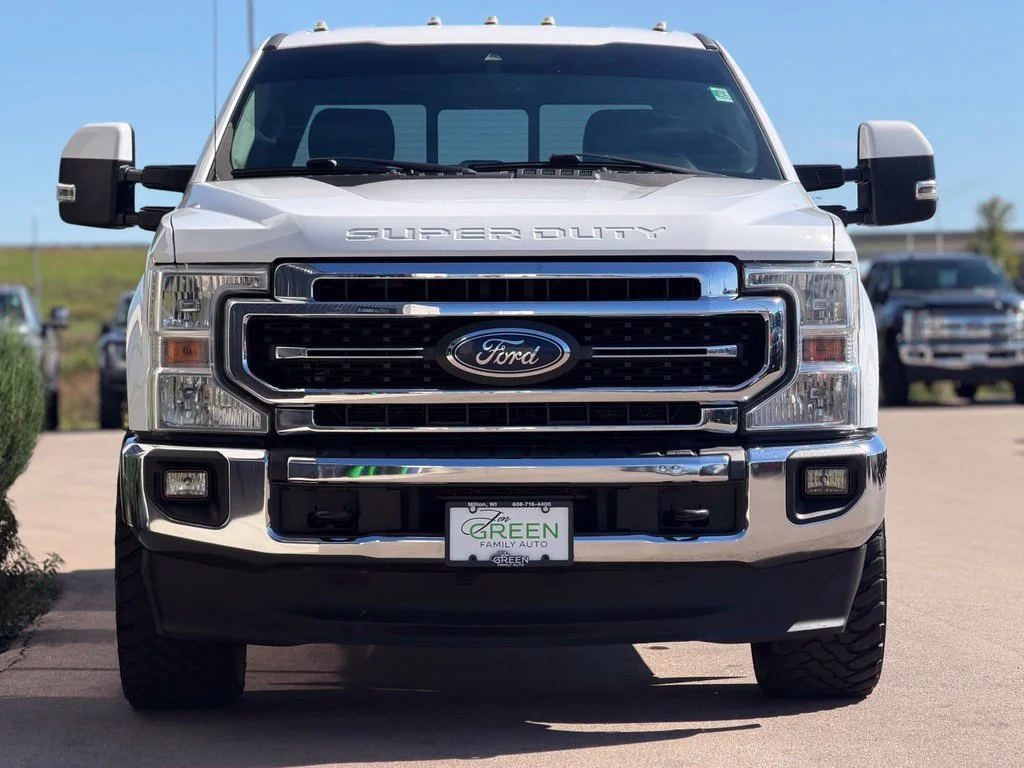 Used 2020 White Ford Lariat image 6
