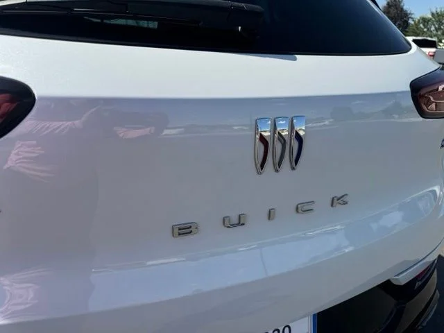 Used 2024 White Buick Sport Touring image 19