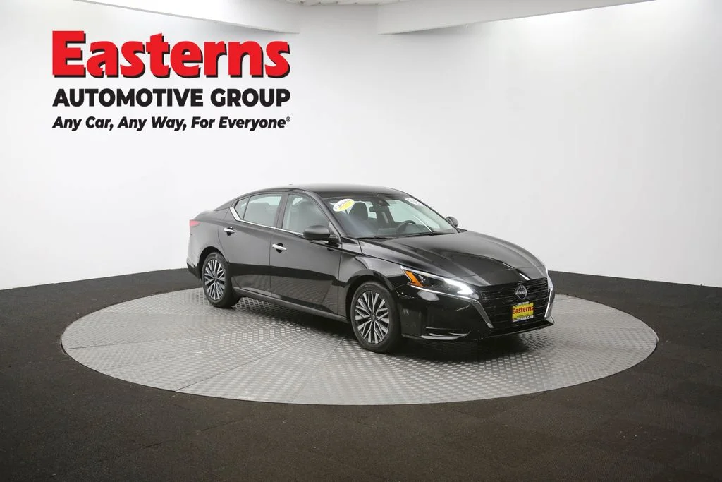 Used 2024 Black Nissan 2.5 SV image 47