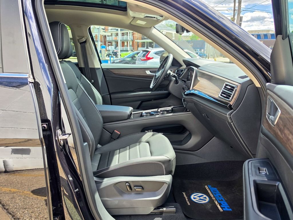 2026 Volkswagen Atlas SEL - Photo 32