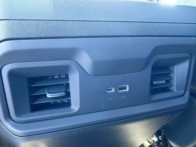 2026 Chevrolet Silverado 3500 HD LT - Photo 31