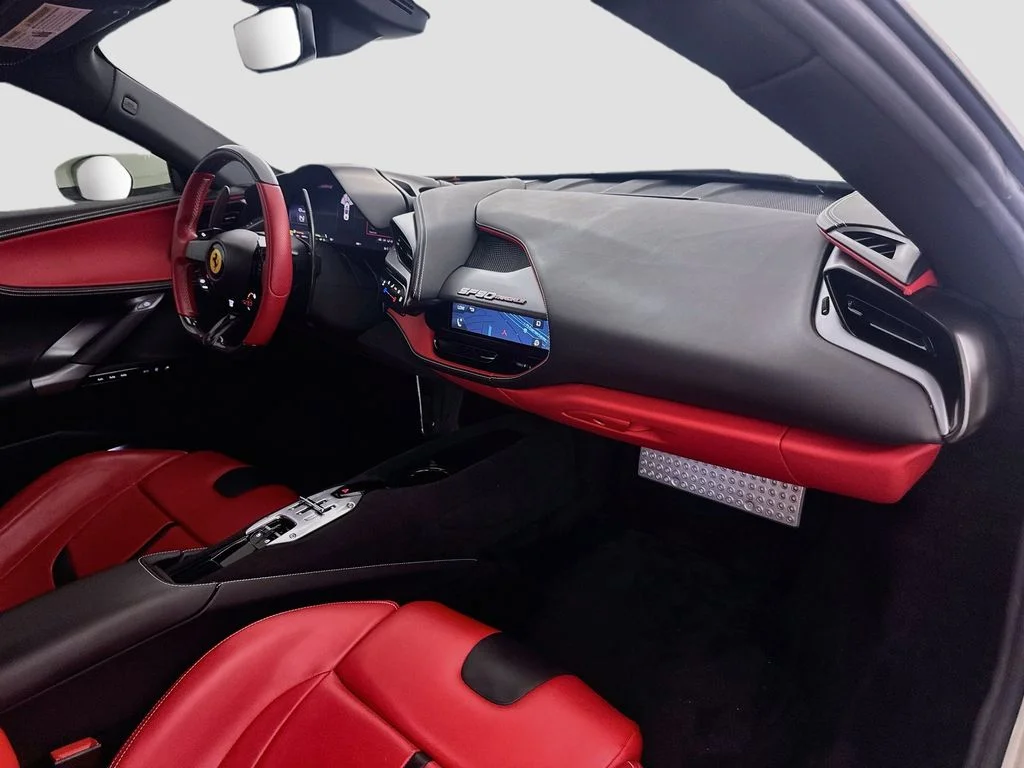 Used 2022 Bianco Avus Ferrari Base image 30