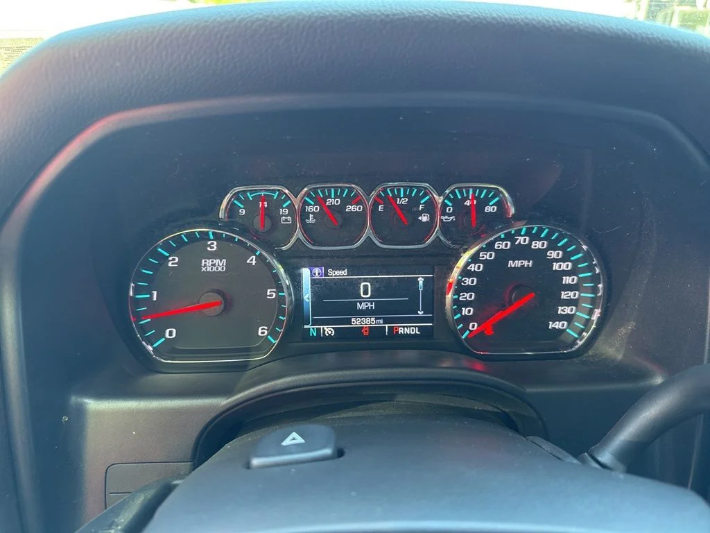 Used 2018 Red Chevrolet LT image 30