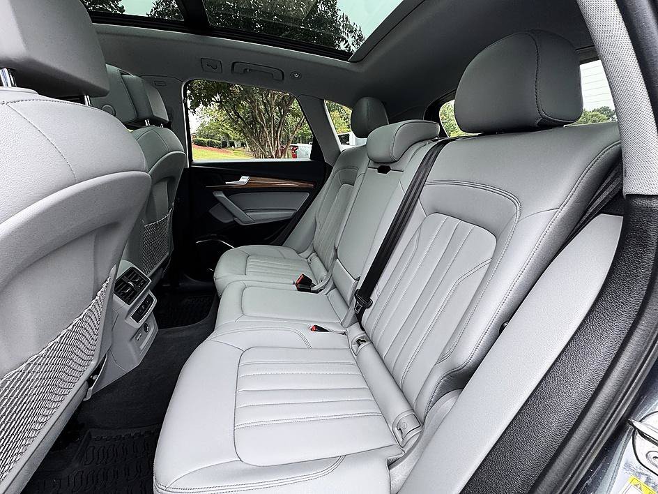 Used 2023 Daytona Gray Pearl Audi S line Premium image 13