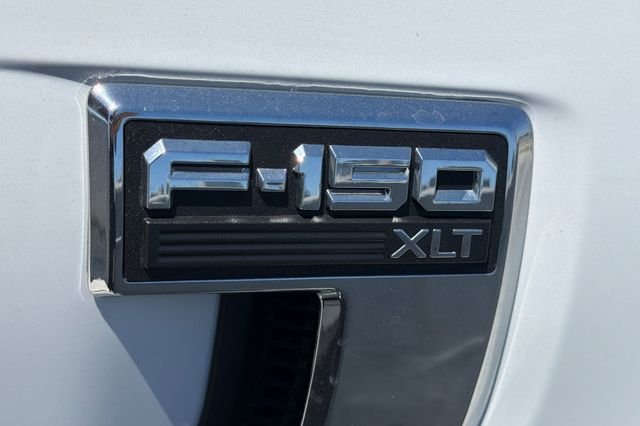 Used 2025 Oxford White Ford XLT image 10