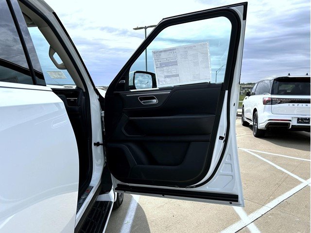 New 2026 RADIANT WHITE INFINITI Pure 4WD image 16