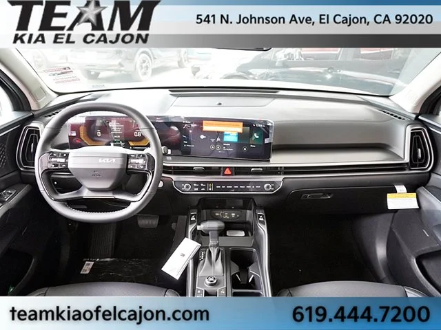 Used 2026 Black Kia EX image 25