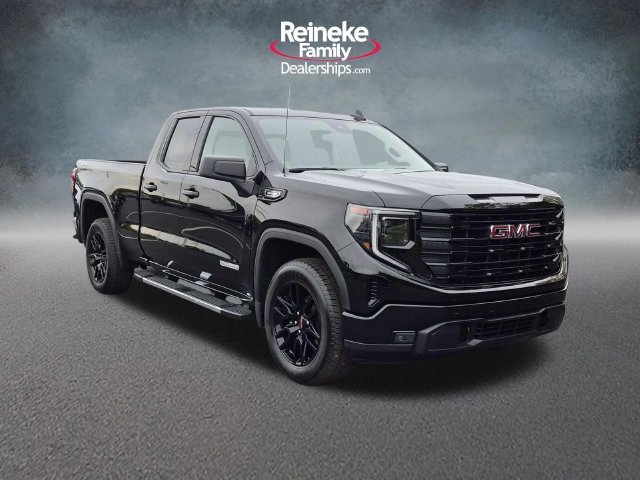 Used 2026 Onyx Black GMC Elevation image 3