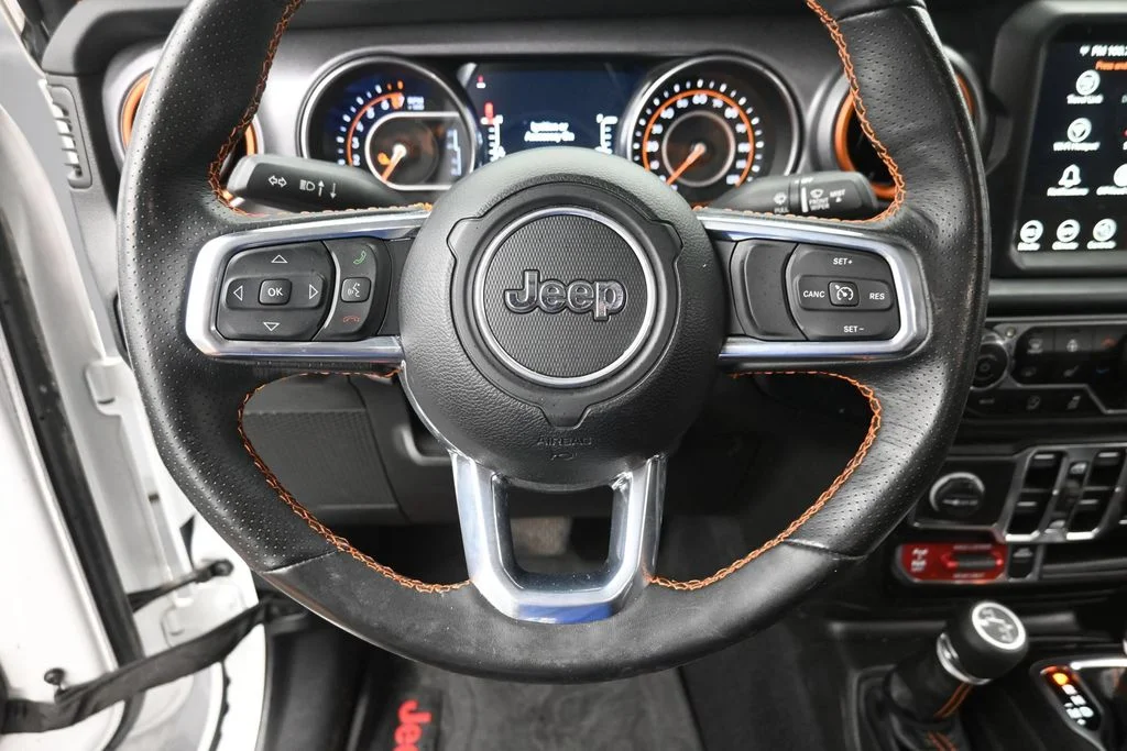 Used 2023 White Jeep Mojave image 16