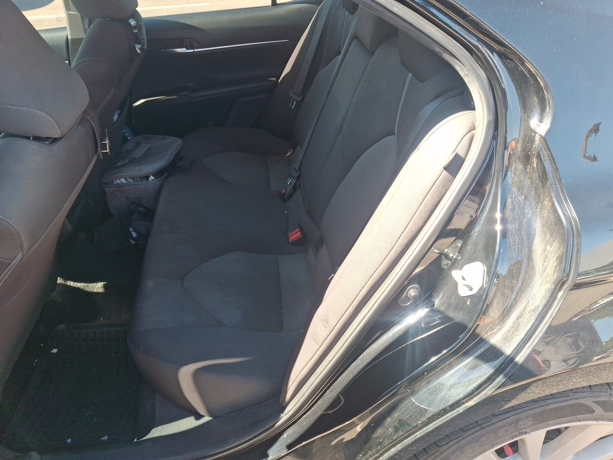 Used 2022 Midnight Black Metallic Toyota LE image 5