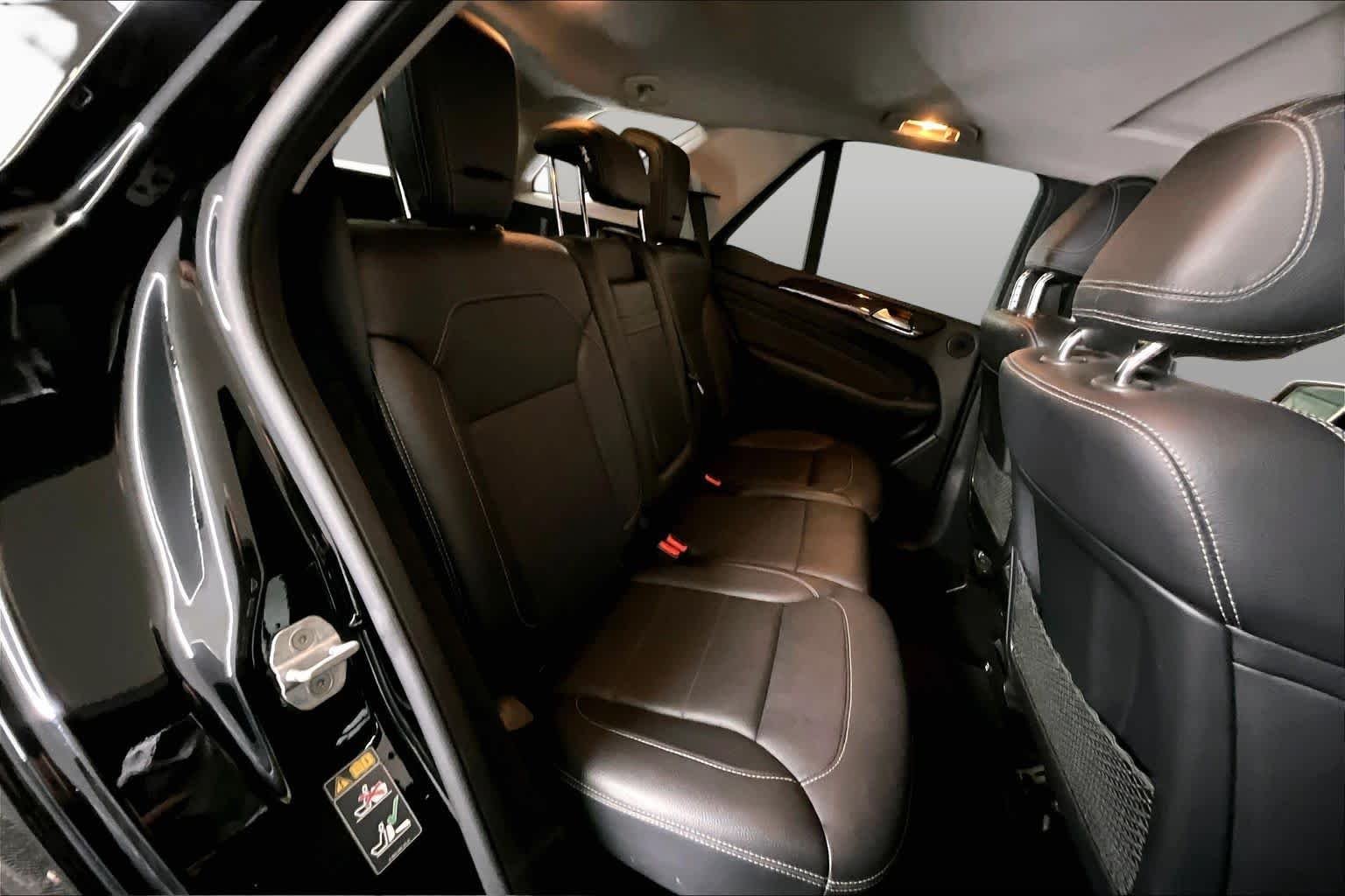 Used 2014 Black Mercedes-Benz ML 350 image 20