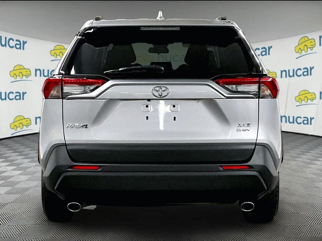 Used 2025 Silver Toyota XLE image 5