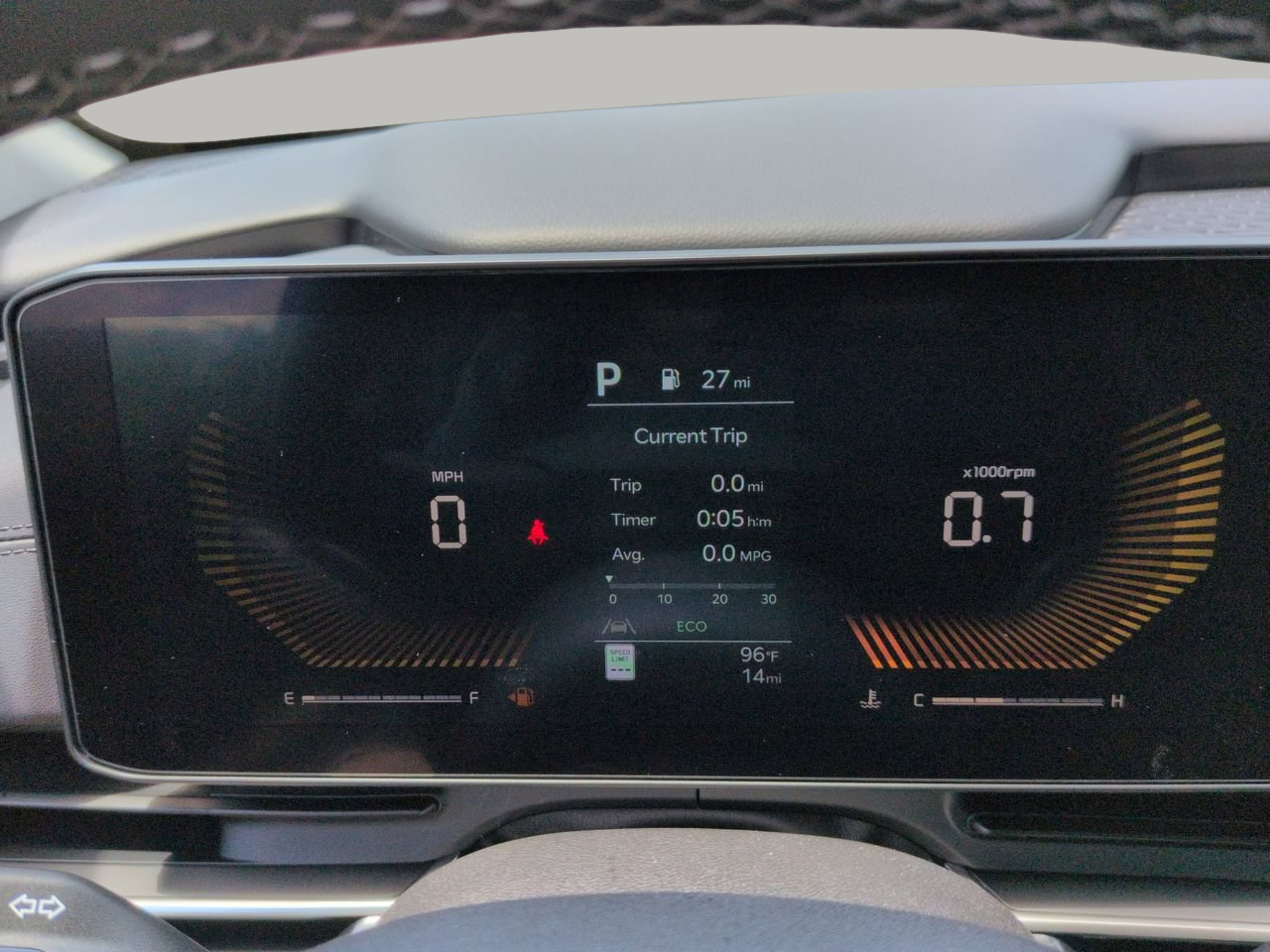 New 2027 Ceramic Silver Kia LXS image 32