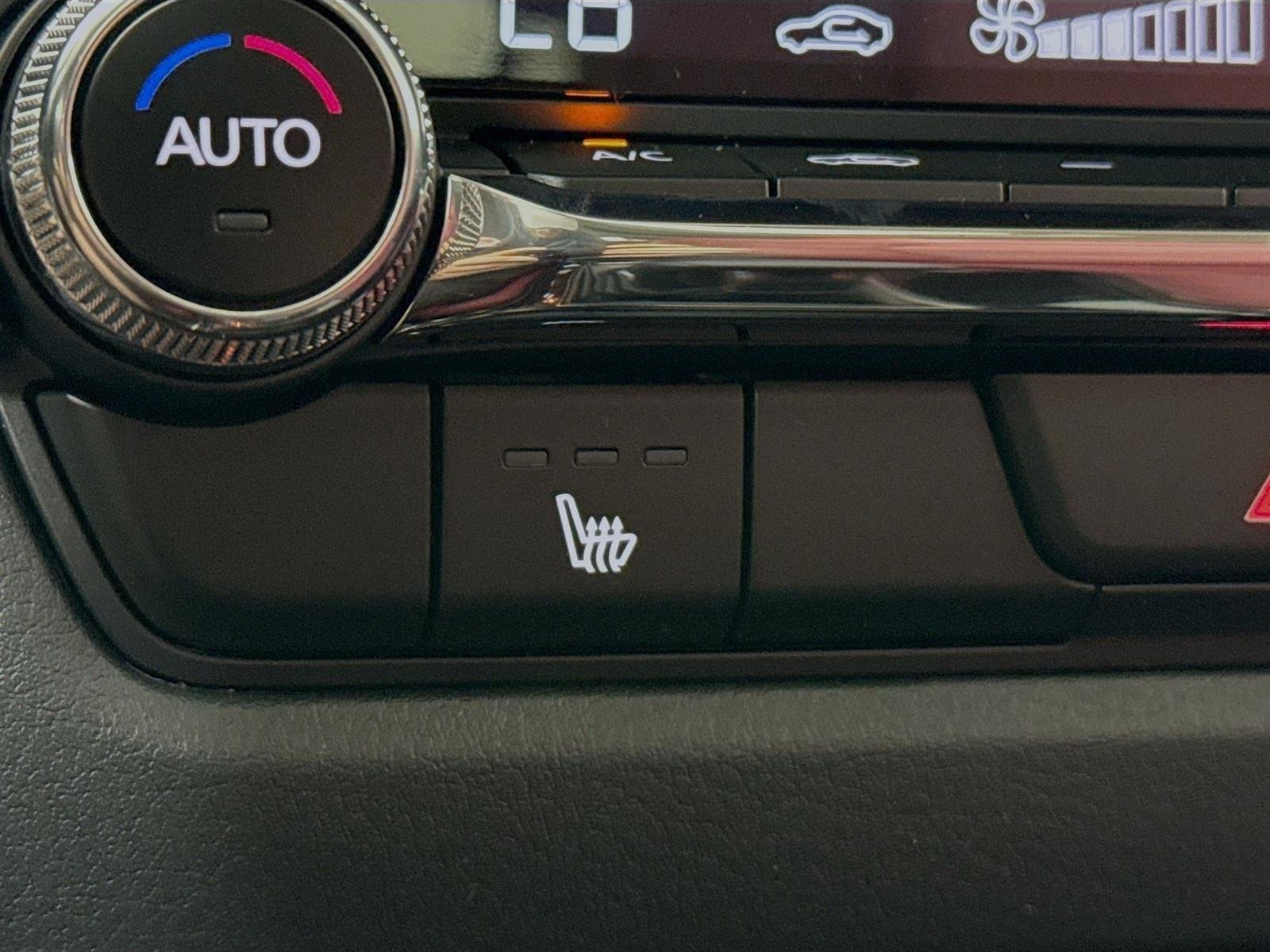 2025 Mazda CX-30 Carbon Edition - Photo 32