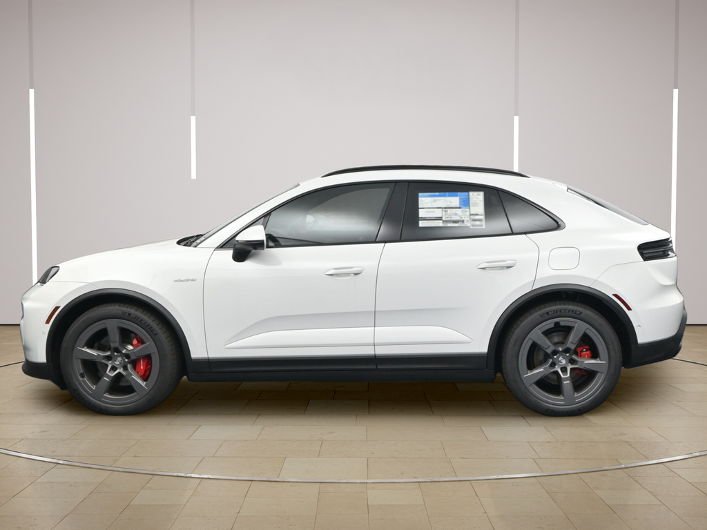 Used 2025 Porsche Macan S with VIN WP1AB2XA1SL150429 for sale in Greenville, SC