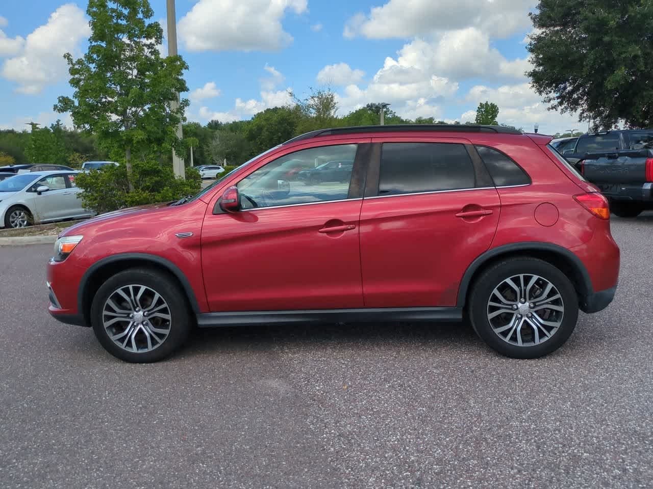 Used 2016 Rally Red Metallic Mitsubishi 2.4 SEL image 3