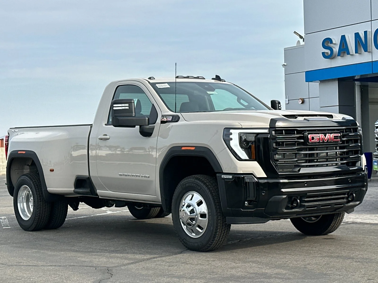 New 2026 Coastal Dune GMC SLE DRW image 2