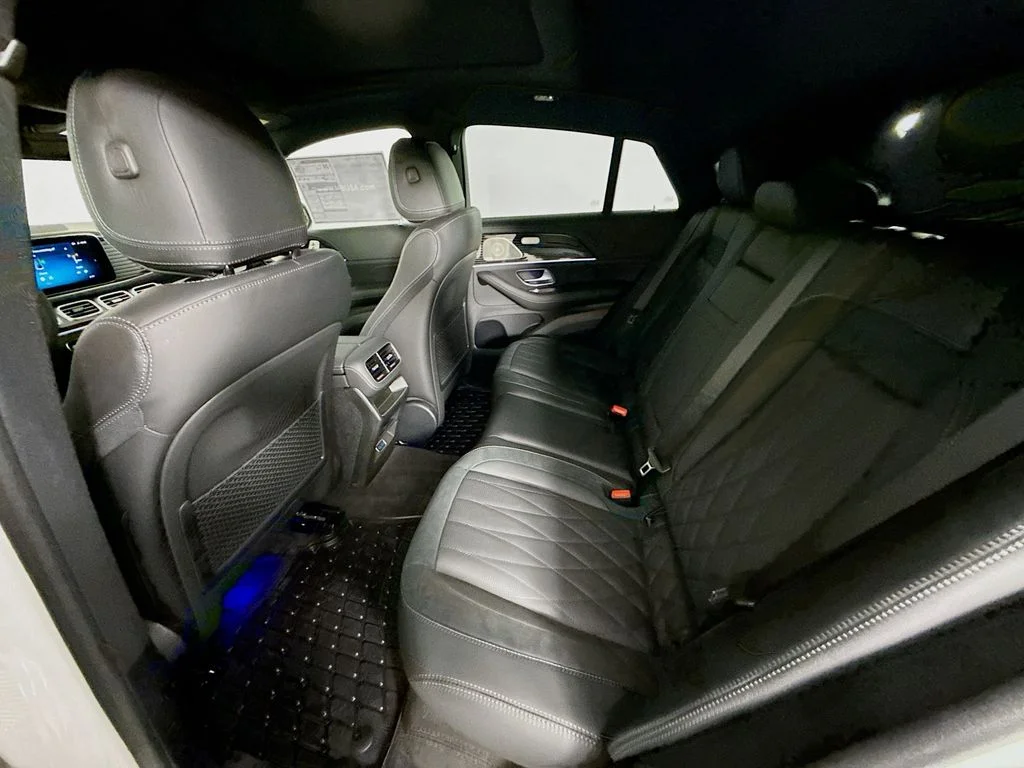 New 2026 MANUFAKTUR Moonlight White Metallic Mercedes-Benz GLE 53 AMG® image 26