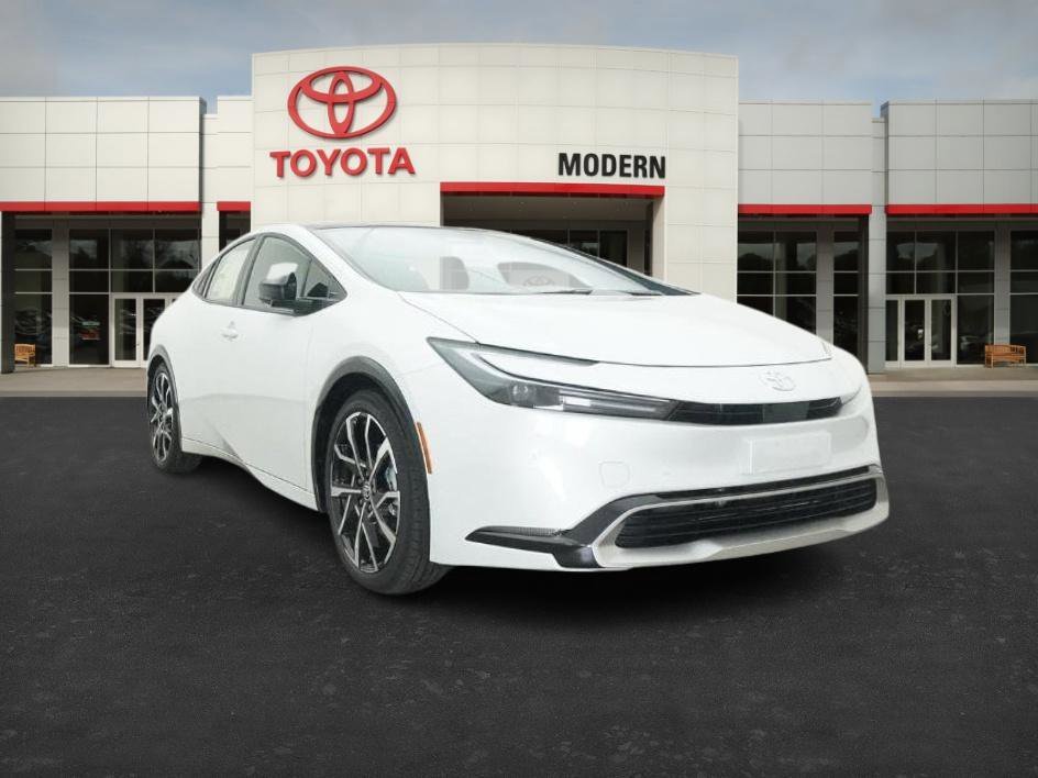 New 2026 Wind Chill Pearl Toyota XSE Premium image 31