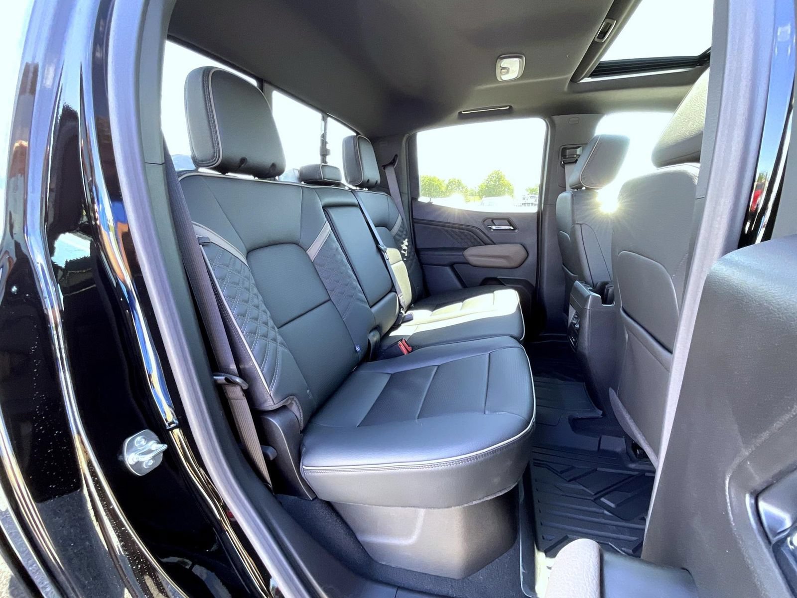 2026 GMC Canyon Denali - Photo 18