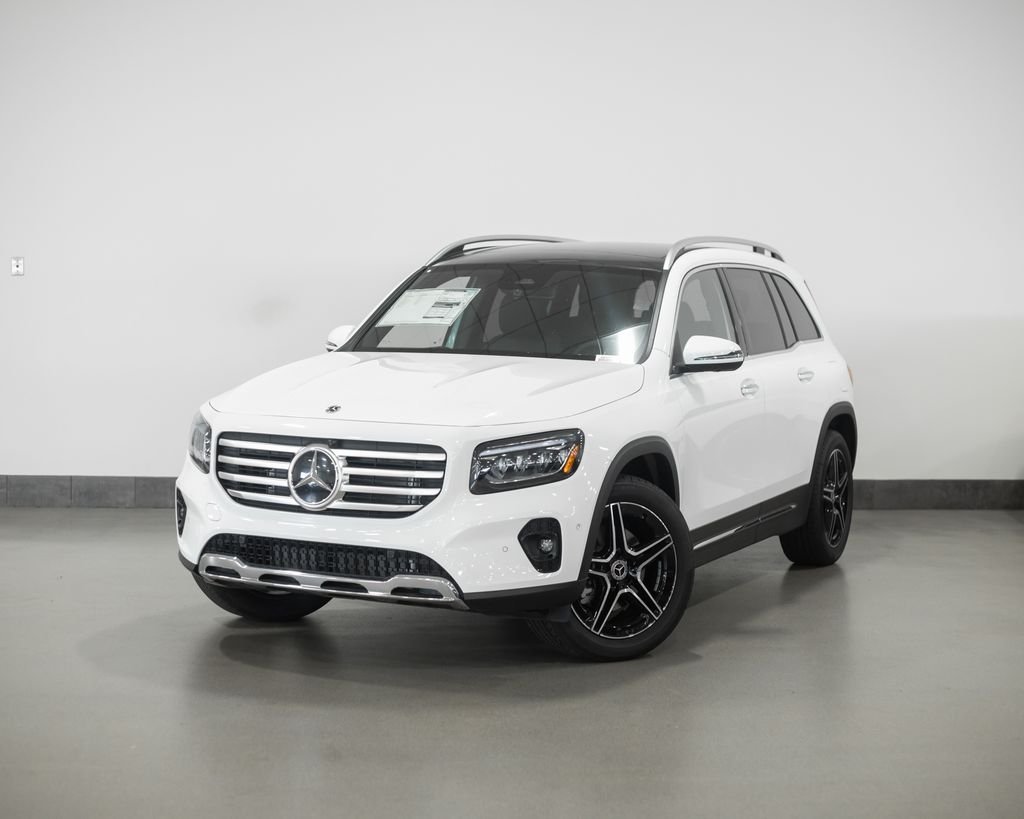 2026 Mercedes-Benz GLB GLB 250 4MATIC's photo