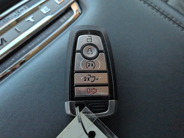 Used 2024 Gray Ford Limited image 30