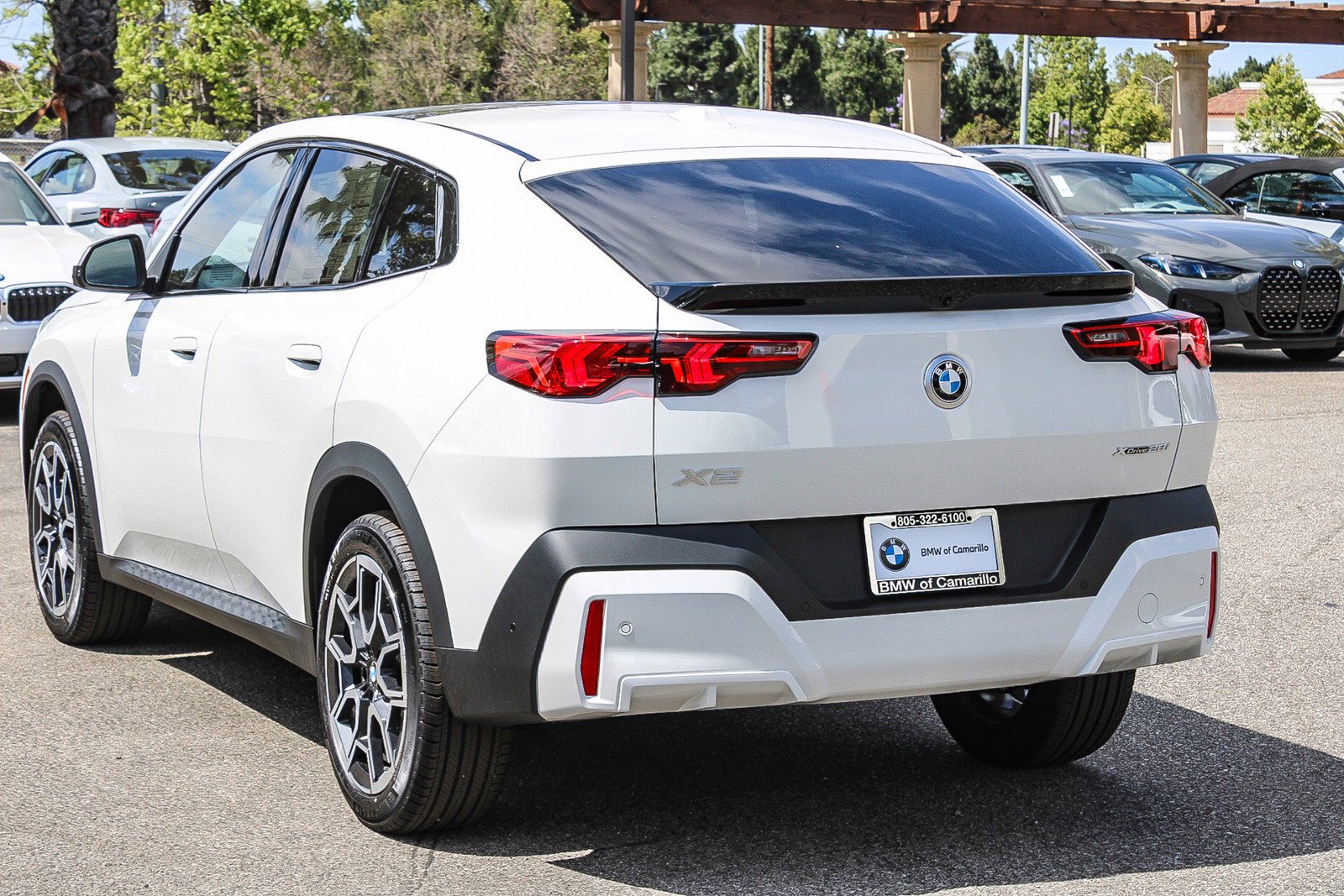 New 2026 Alpine White BMW xDrive28i image 4