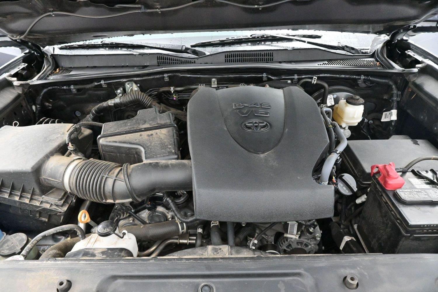 Used 2023 Magnetic Gray Metallic Toyota SR5 image 33
