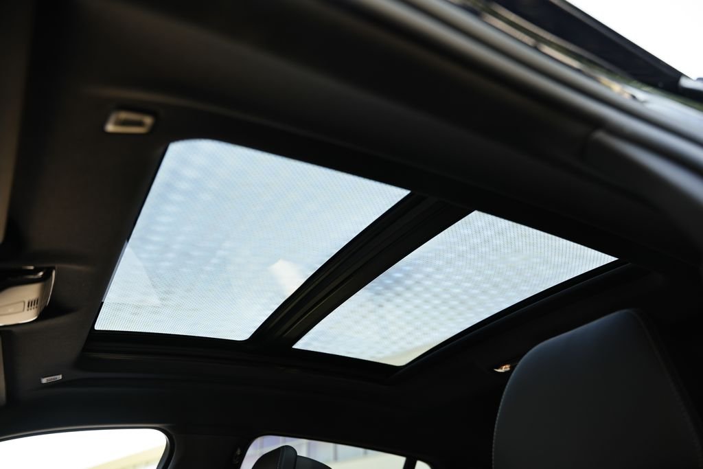 New 2027 Carbon Black Metallic BMW xDrive40i image 18