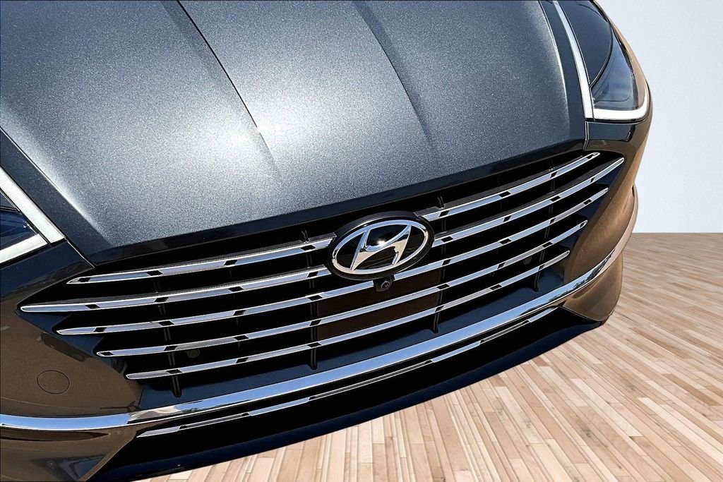 Used 2023 Gray Hyundai Limited image 27