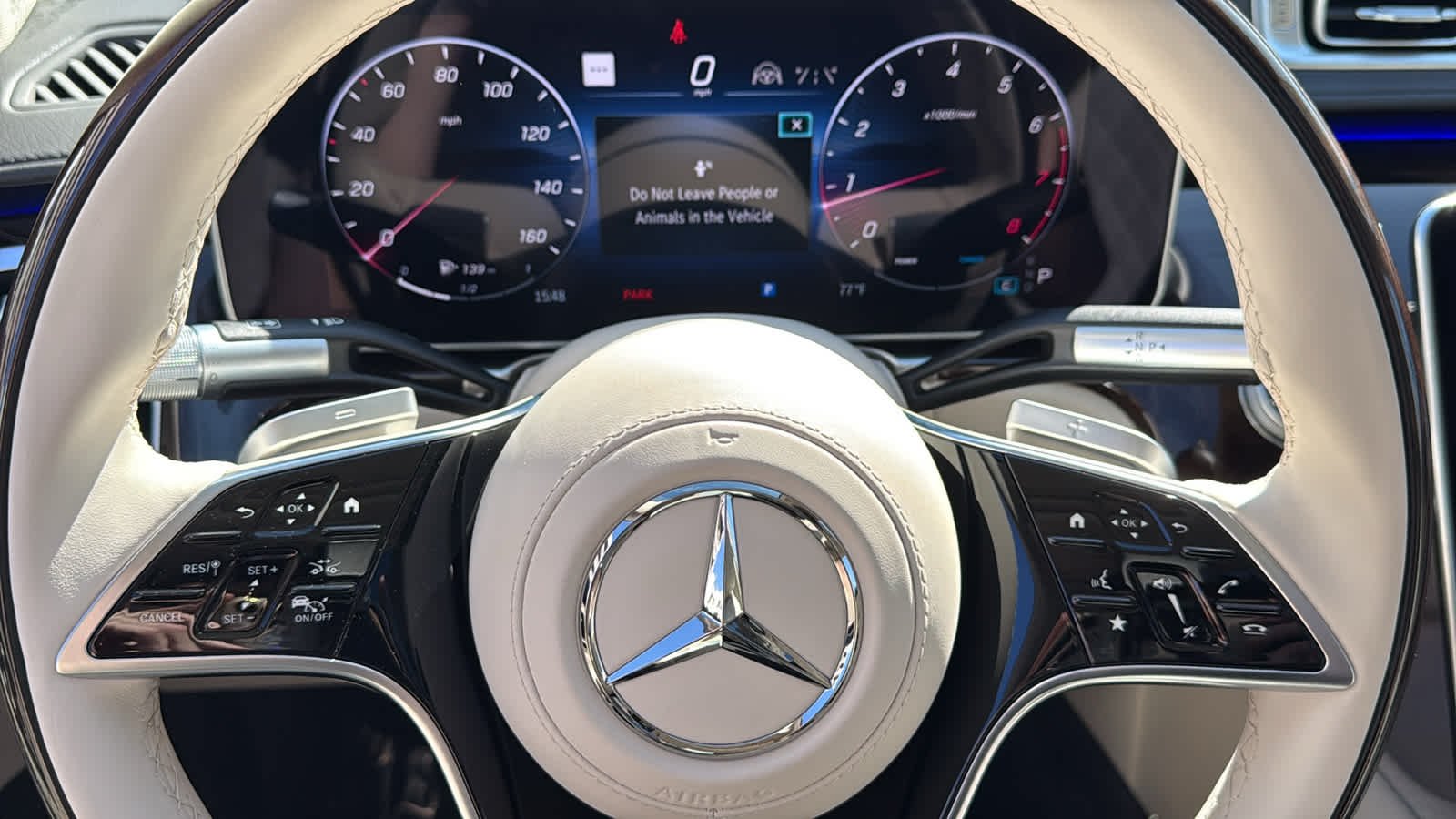 New 2026 MANUFAKTUR Moonlight White Metallic Mercedes-Benz S 580 image 21