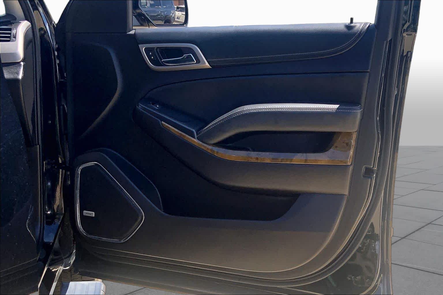 Used 2016 Onyx Black GMC Denali image 23
