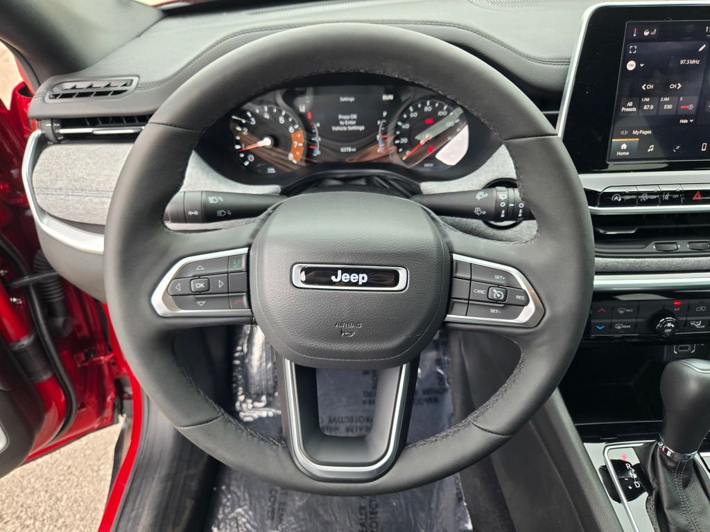 2025 Jeep Compass Latitude - Photo 39
