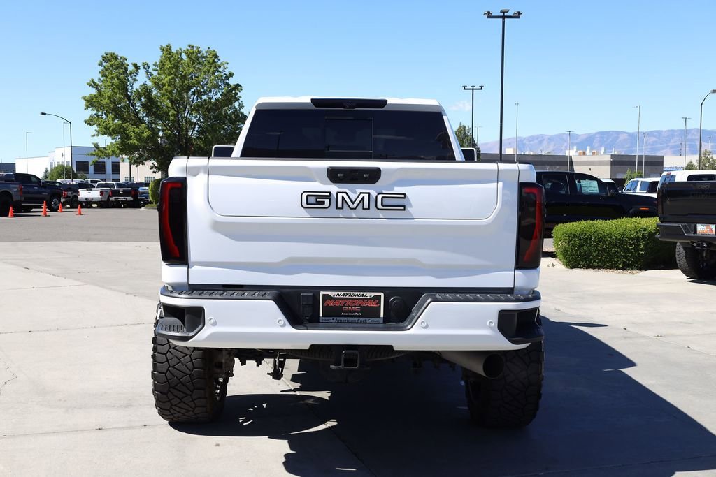 Used 2024 Summit White GMC Denali Ultimate image 5