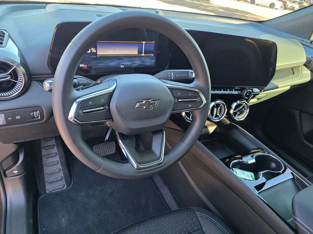 2025 Chevrolet Blazer EV LT - Photo 12